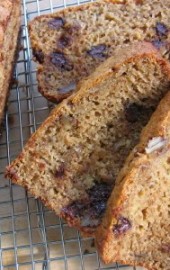 Healthy Banana-Chocolate-Pecan Bread