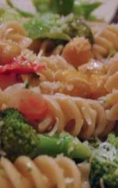 Lemony Broccoli and Chickpea Pasta