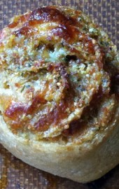 One-Handed Meals: Garlicky Pepperoni Parmesan Pinwheels