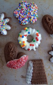 Last-Minute Christmas Cookie: Chocolate-Mint Spritz