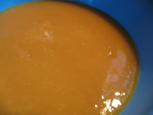 Read more about the article Chilled Mango-Pomegranate-Ginger Soup