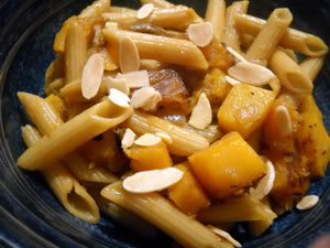 Pasta with Spiced Butternut Squash and Almonds (Weight Watchers PointsPlus)