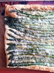 Read more about the article Tonight’s Dinner (Asparagus, Gruyere & Parmesan Tart)