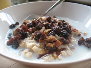 Read more about the article Overnight Steel-Cut Oatmeal