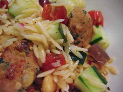 You are currently viewing A Greekish Orzo-Tomato Salad