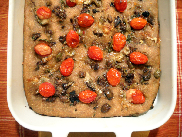 Read more about the article Great Cookbooks for Holiday Gifts (Recipe: Quick Olive Focaccia)