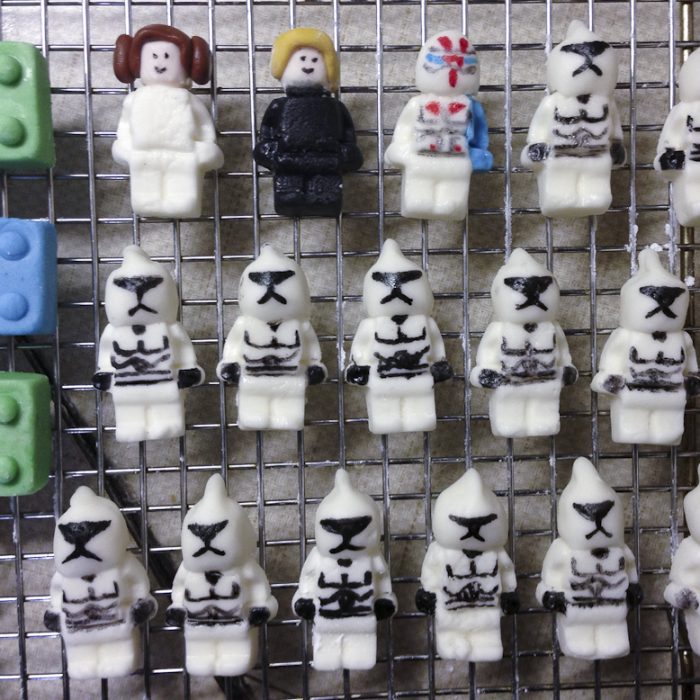 How to Lose Your Mind While Throwing a Lego Star Wars Party